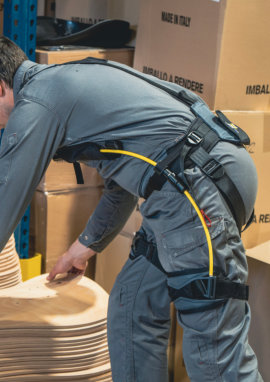 Das HAPO Exoskelett ist vielseitig einsetzbar für Arbeiten in der Produktion, Logistik, Handwerk, Montage und vielen anderen Industrietätigkeiten